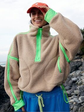 FP movement pullover